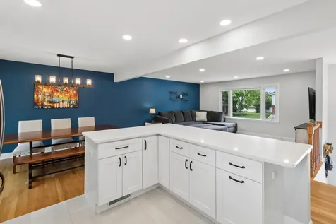 1111 North Greenfield Lane Mount Prospect IL 60056