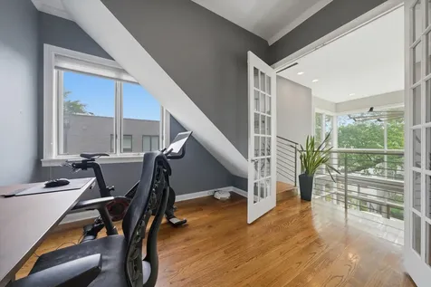 2062 North Leavitt Street Chicago IL 60647