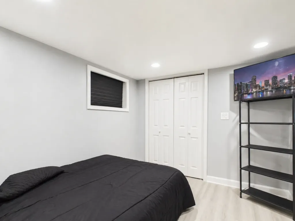 234 West 117th Street Chicago IL 60628