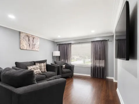 234 West 117th Street Chicago IL 60628