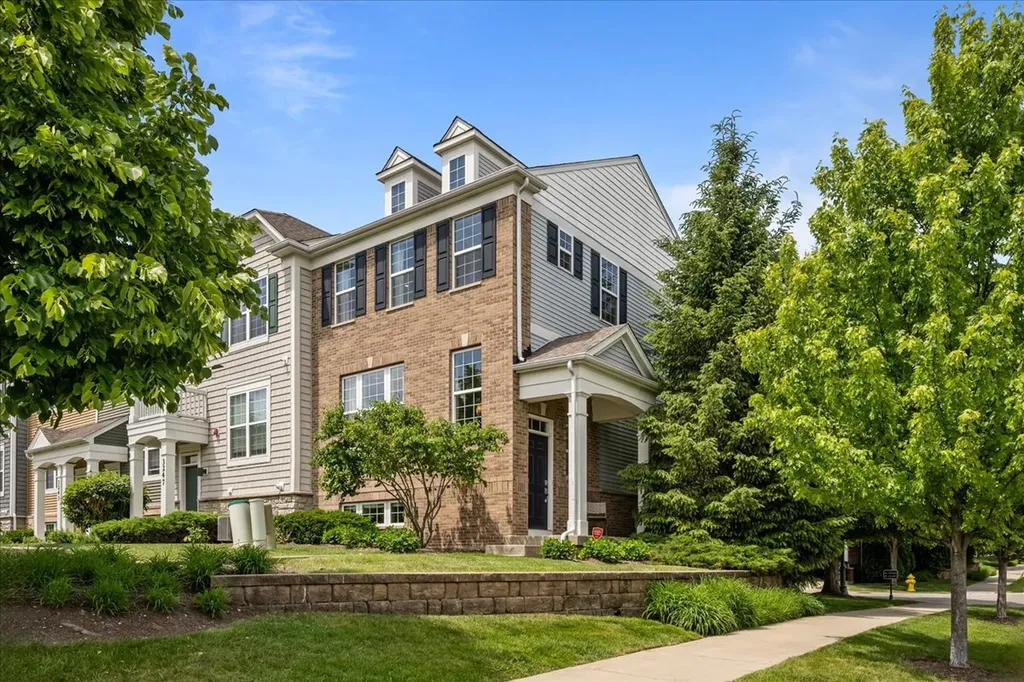 3249 Coral Lane Glenview IL 60026