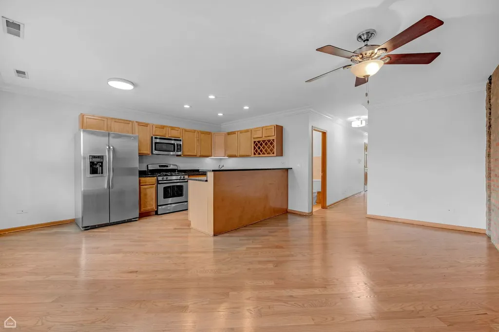 4240 South Calumet Avenue Chicago IL 60653
