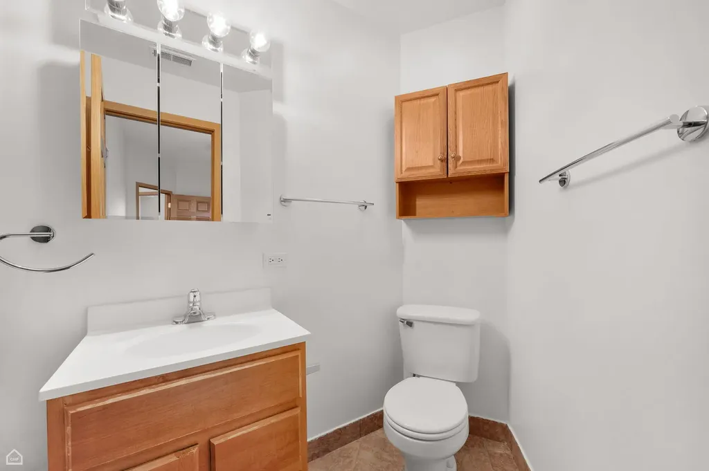 4240 South Calumet Avenue Chicago IL 60653