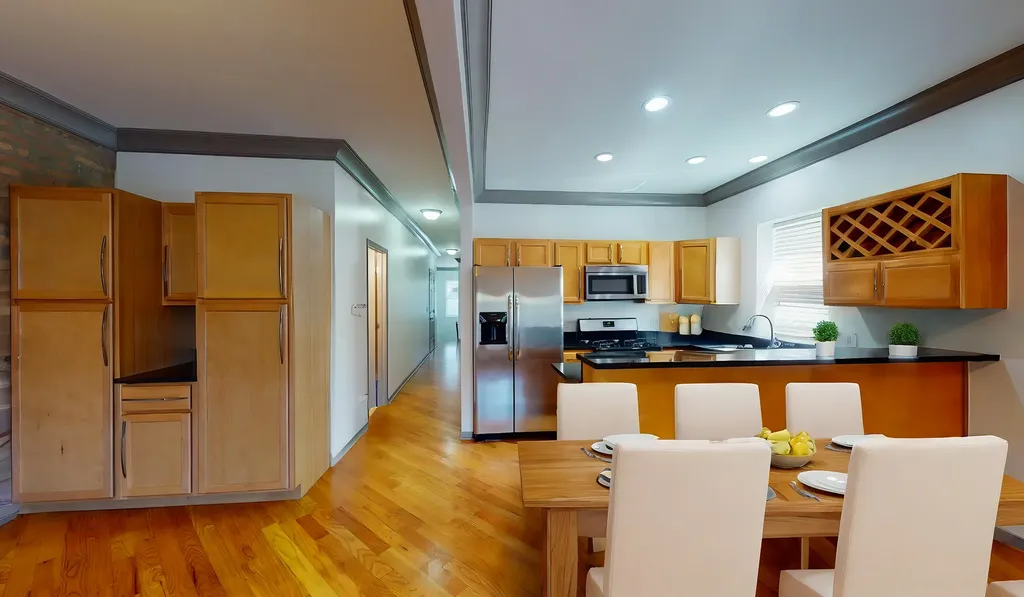 4240 South Calumet Avenue Chicago IL 60653