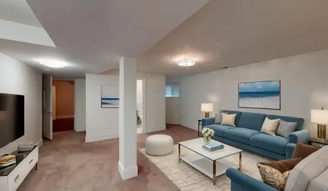 4240 South Calumet Avenue Chicago IL 60653