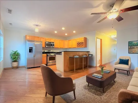 4240 South Calumet Avenue Chicago IL 60653