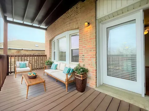 4240 South Calumet Avenue Chicago IL 60653