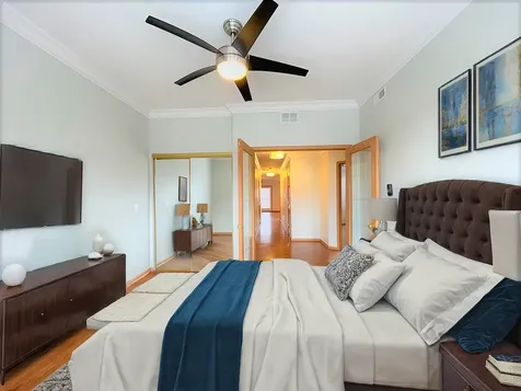 4240 South Calumet Avenue Chicago IL 60653