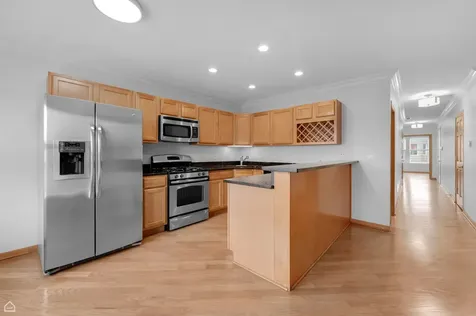 4240 South Calumet Avenue Chicago IL 60653