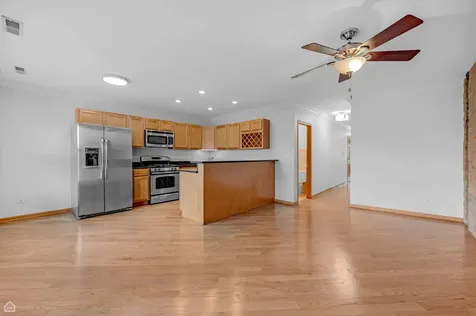 4240 South Calumet Avenue Chicago IL 60653