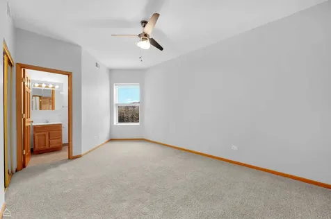4240 South Calumet Avenue Chicago IL 60653