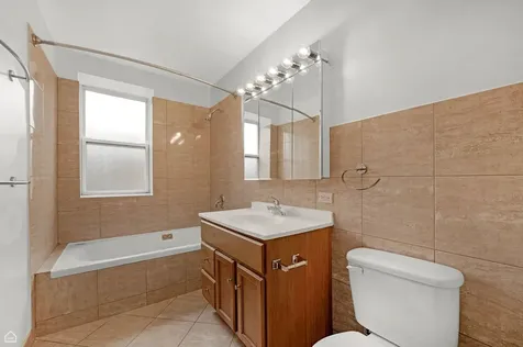 4240 South Calumet Avenue Chicago IL 60653