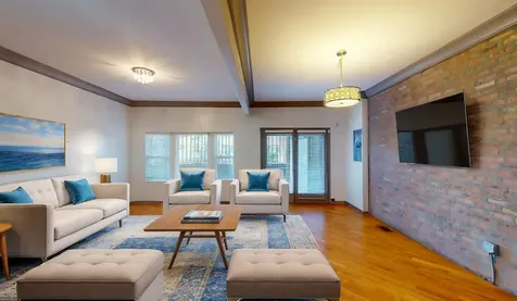4240 South Calumet Avenue Chicago IL 60653