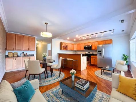 4240 South Calumet Avenue Chicago IL 60653