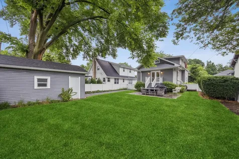 166 Malden Avenue La Grange IL 60525