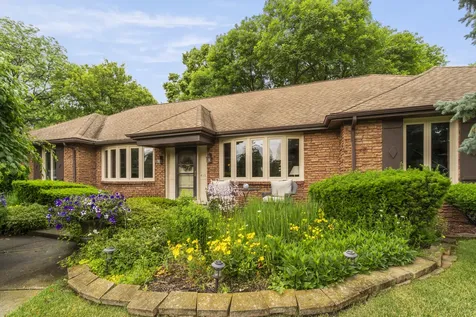 415 North Shepherd Hill Lane Mchenry IL 60050