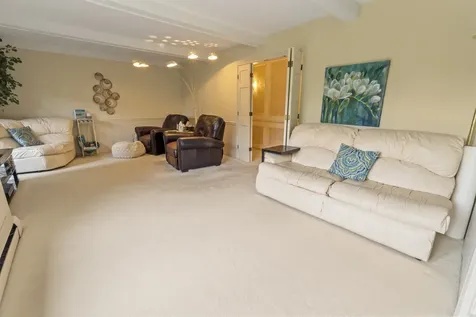 415 North Shepherd Hill Lane Mchenry IL 60050