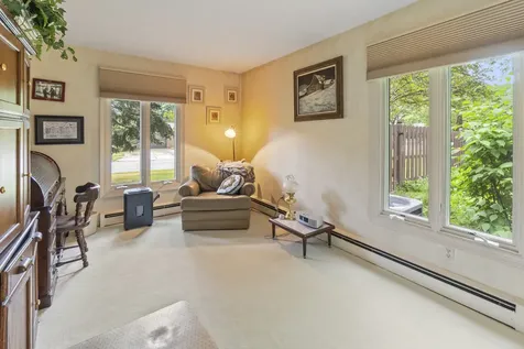 415 North Shepherd Hill Lane Mchenry IL 60050