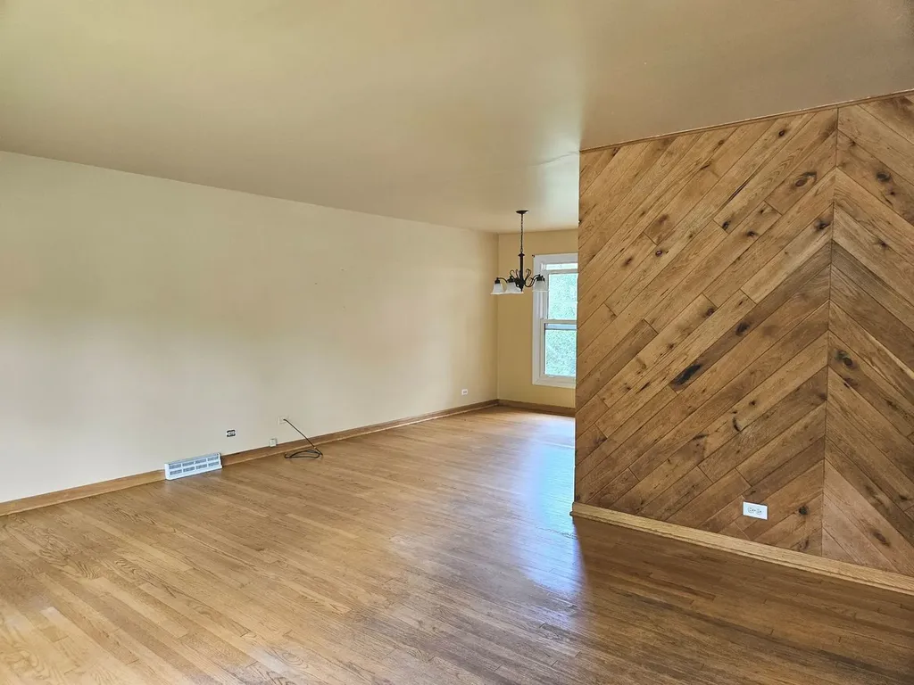 539 Hampshire Lane Bolingbrook IL 60440