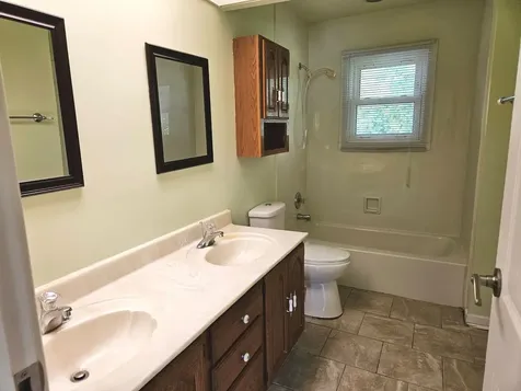 539 Hampshire Lane Bolingbrook IL 60440