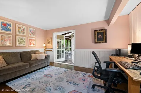 1102 North Pepper Tree Drive Palatine IL 60067