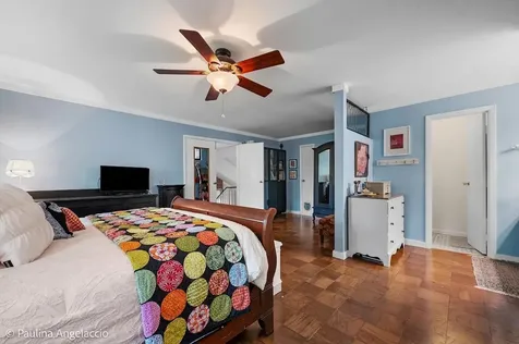 1102 North Pepper Tree Drive Palatine IL 60067