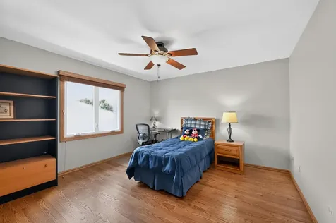 10841 Long Avenue Oak Lawn IL 60453