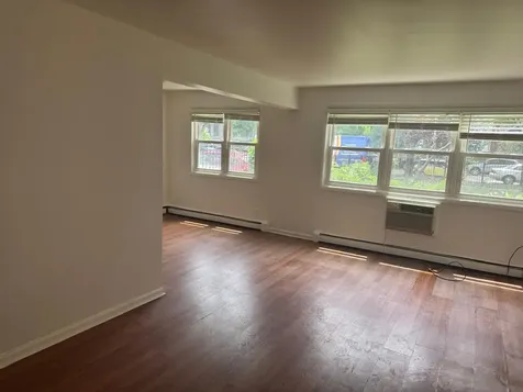 1728 West Farwell Avenue Chicago IL 60626