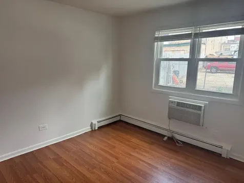 1728 West Farwell Avenue Chicago IL 60626