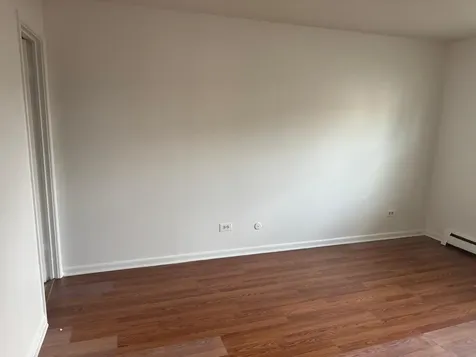 1728 West Farwell Avenue Chicago IL 60626