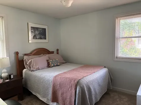 649 East Rockland Road Libertyville IL 60048