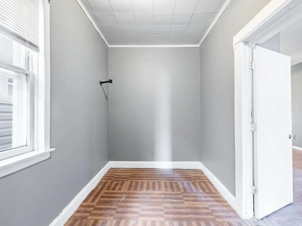 4722 South Ada Street Chicago IL 60609