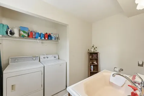 9637 Rutherford Avenue Oak Lawn IL 60453