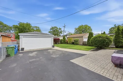 9637 Rutherford Avenue Oak Lawn IL 60453
