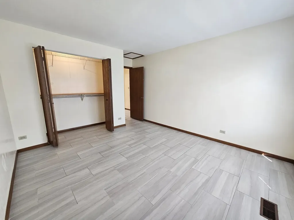 1820 77TH Street Naperville IL 60565