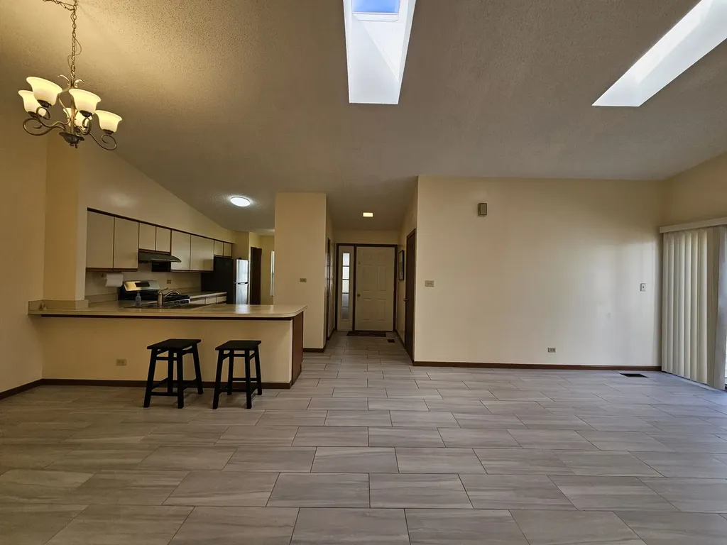 1820 77TH Street Naperville IL 60565