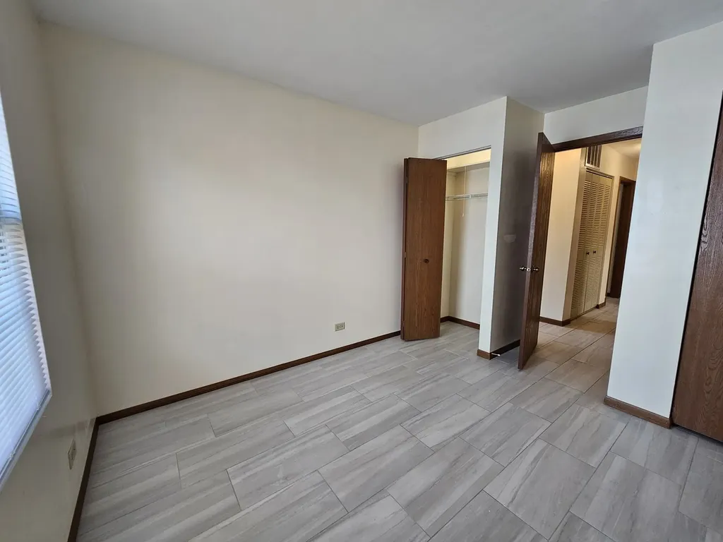 1820 77TH Street Naperville IL 60565