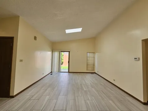 1820 77TH Street Naperville IL 60565