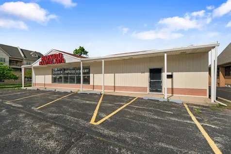 230 South Main Street Lombard IL 60148