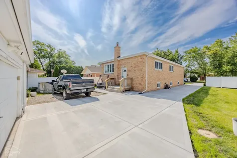 10526 Altgeld Street Melrose Park IL 60164