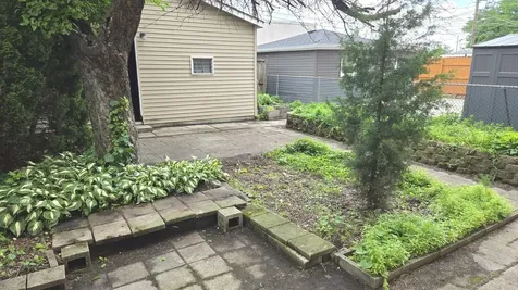 4307 South Sawyer Avenue Chicago IL 60632