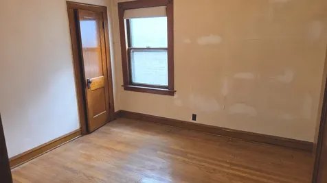 4307 South Sawyer Avenue Chicago IL 60632