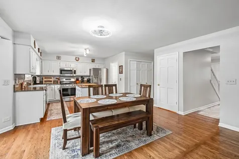 5N630 Leslie Court St. Charles IL 60175