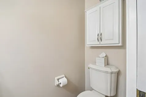 5N630 Leslie Court St. Charles IL 60175