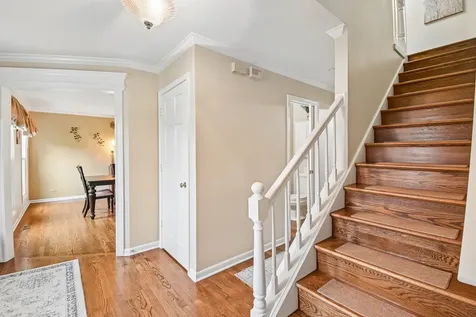 5N630 Leslie Court St. Charles IL 60175