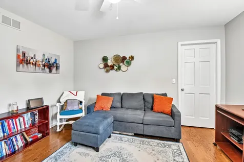 5N630 Leslie Court St. Charles IL 60175