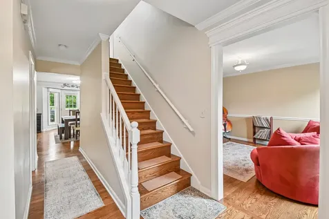 5N630 Leslie Court St. Charles IL 60175
