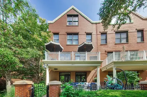 1850 Admiral Court Glenview IL 60026
