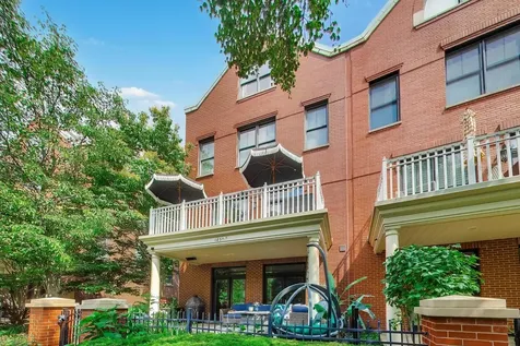 1850 Admiral Court Glenview IL 60026
