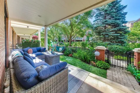 1850 Admiral Court Glenview IL 60026